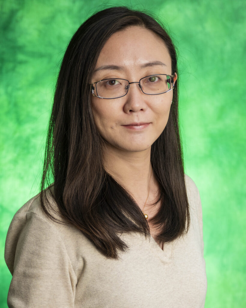 Yingqi Cai's headshot