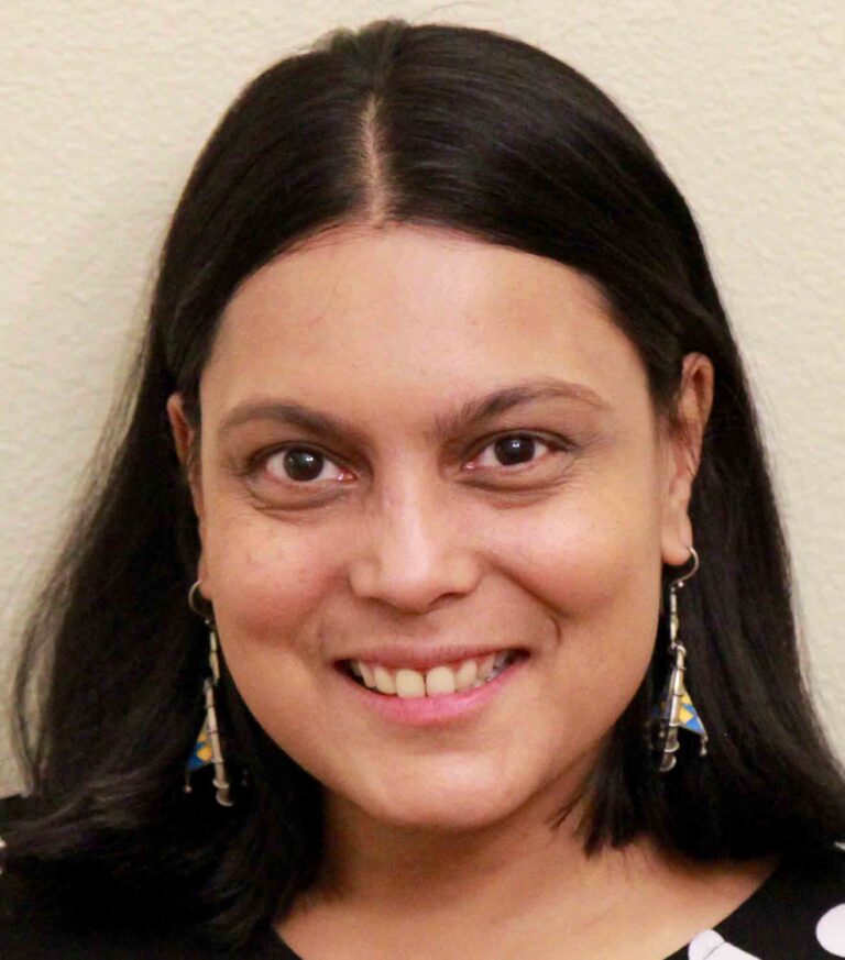 Kirti Rajagopalan professional headshot.