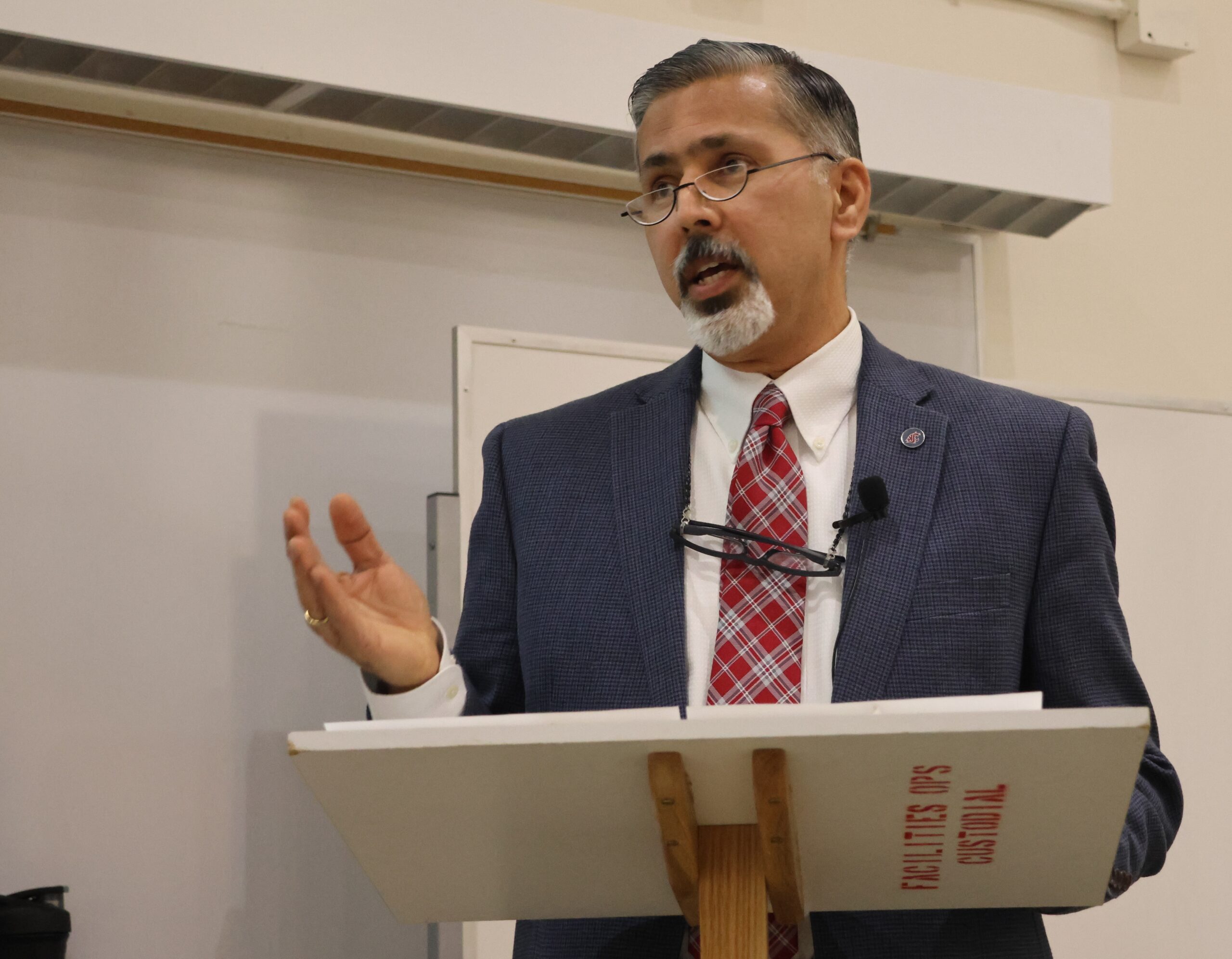 Dean Khosla gives an address.