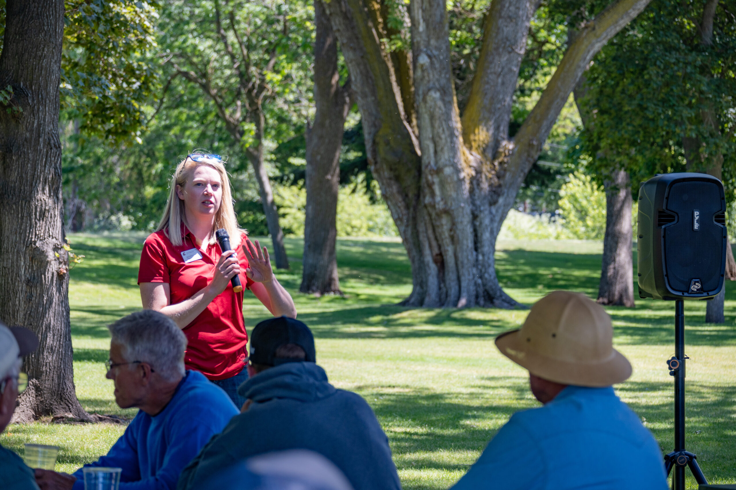 Dr. Rachel Wieme presenting at the Lind Field Day. Photo courtesy of Washington Grain Commission.