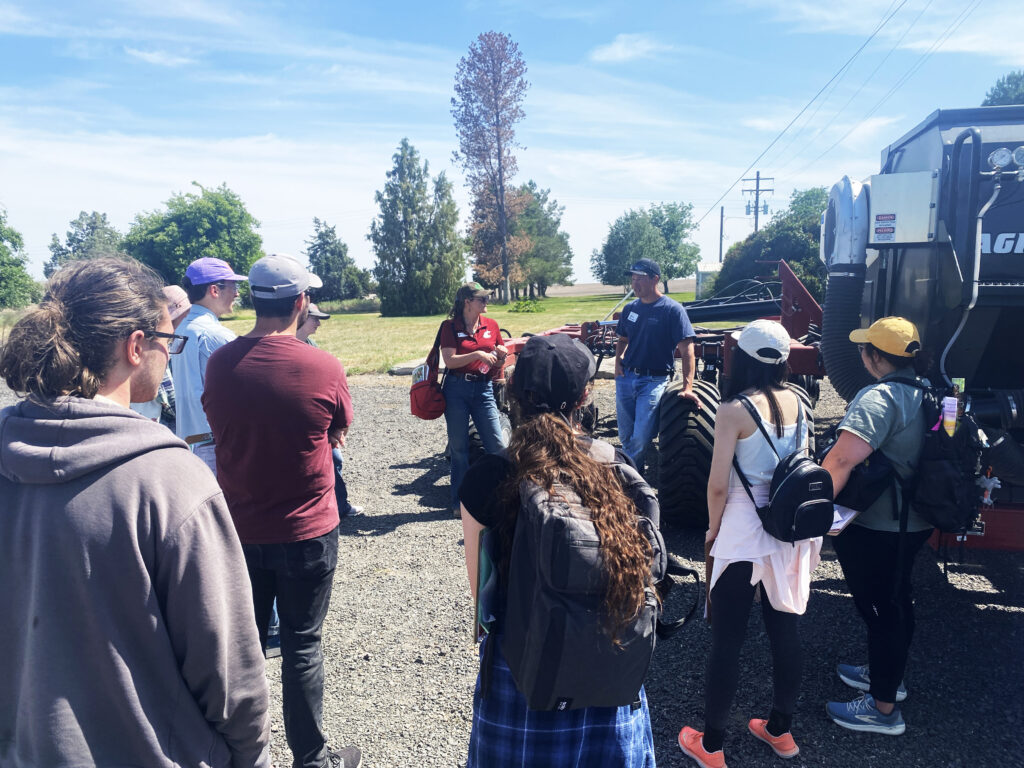 Lind Field Day conversation