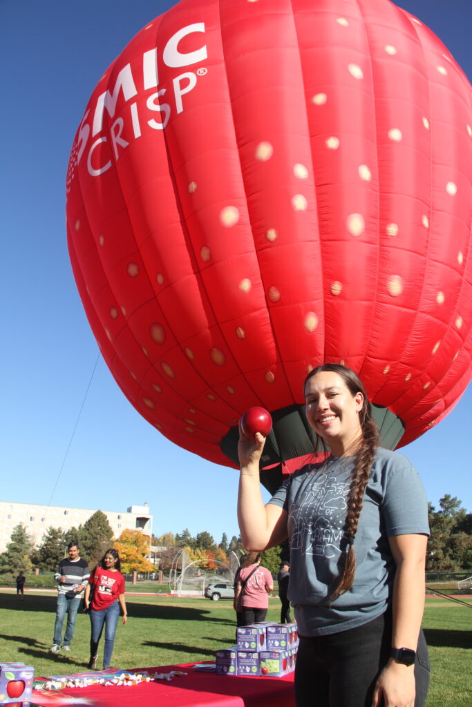 Cosmic Crisp(R) balloon and apple samples