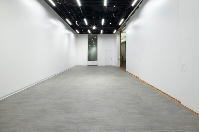 Empty gallery space. 