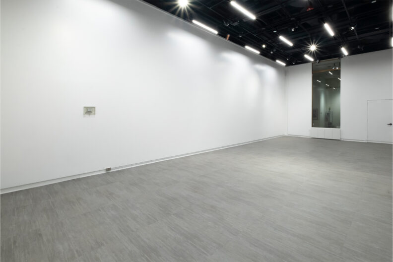 Empty gallery space. 