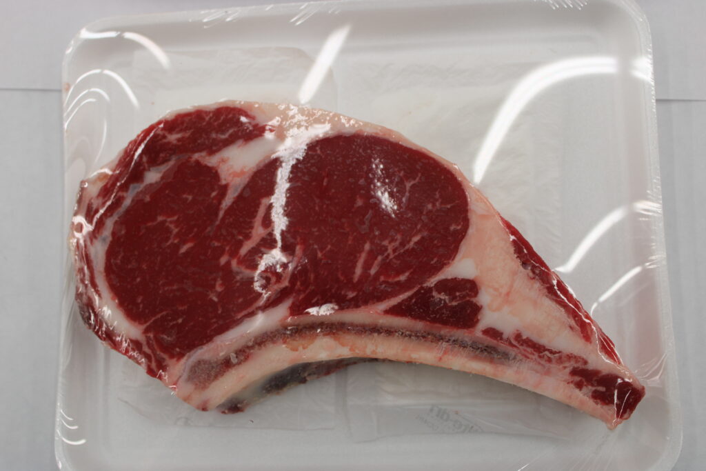 Ribeye Steak, Lip-On.