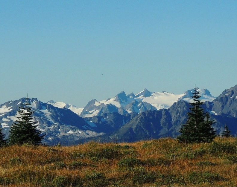 vista with mountains