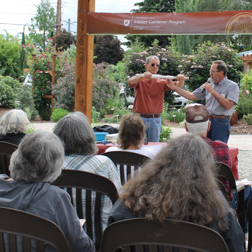 Outdoor class on gardening.