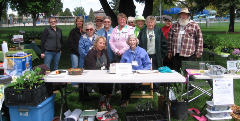 Master Gardeners at the plant sale table
