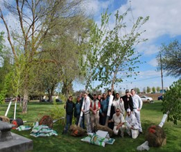 Tree planting at the Moses Lake Job Corps campus