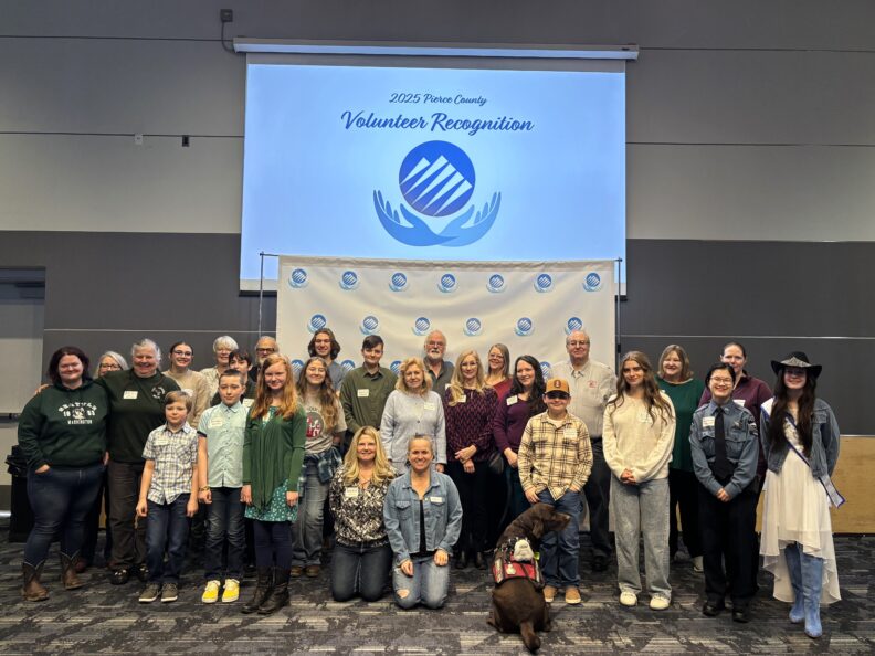 4-H Youth and Adults are the Volunteer Recognition Brunch