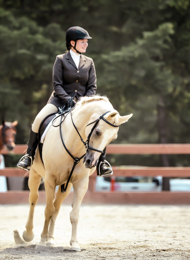 Picture of  4-H member that is graduating this year.