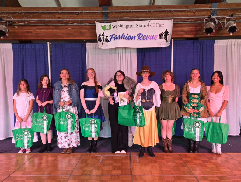 4-H Youth that were part of the Fashion Revue Finals at the WA State Fair.