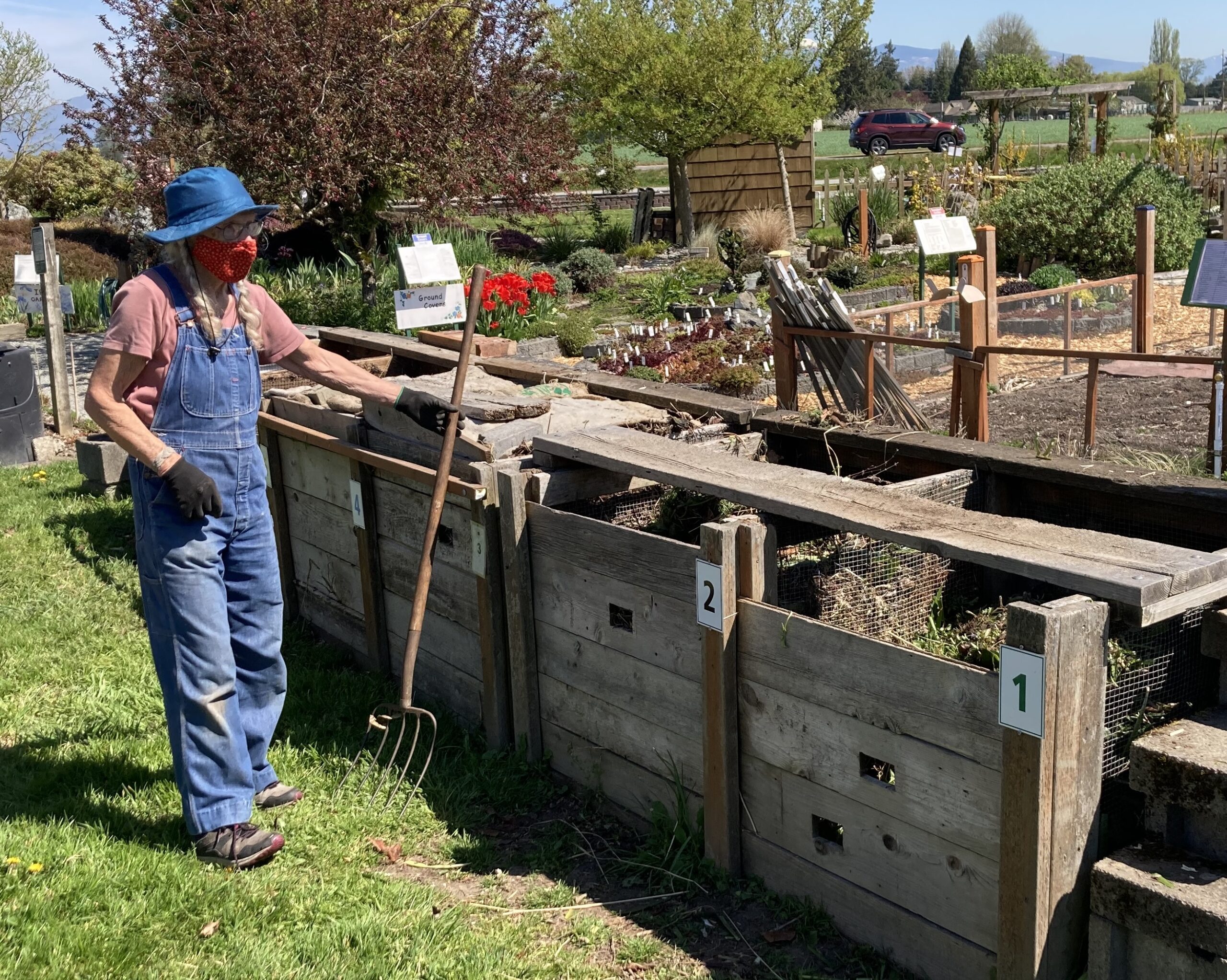 Educational outreach composters in action
