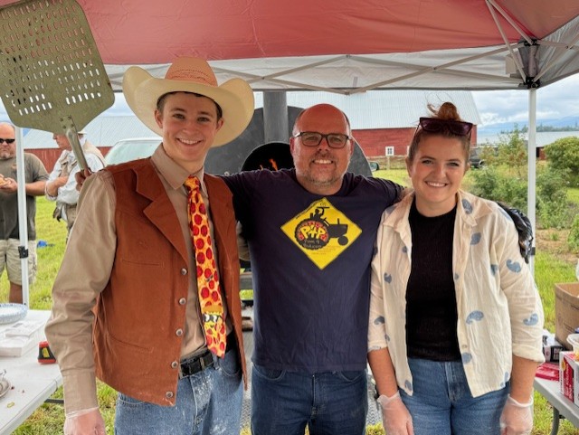 Pizza for Producers crew posing for a photo at a recent Pizza for Producer Event