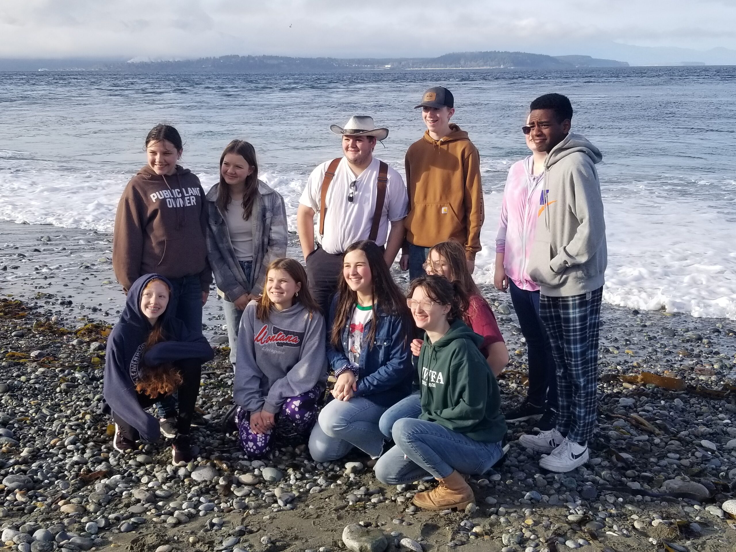 4-H teens at the beach