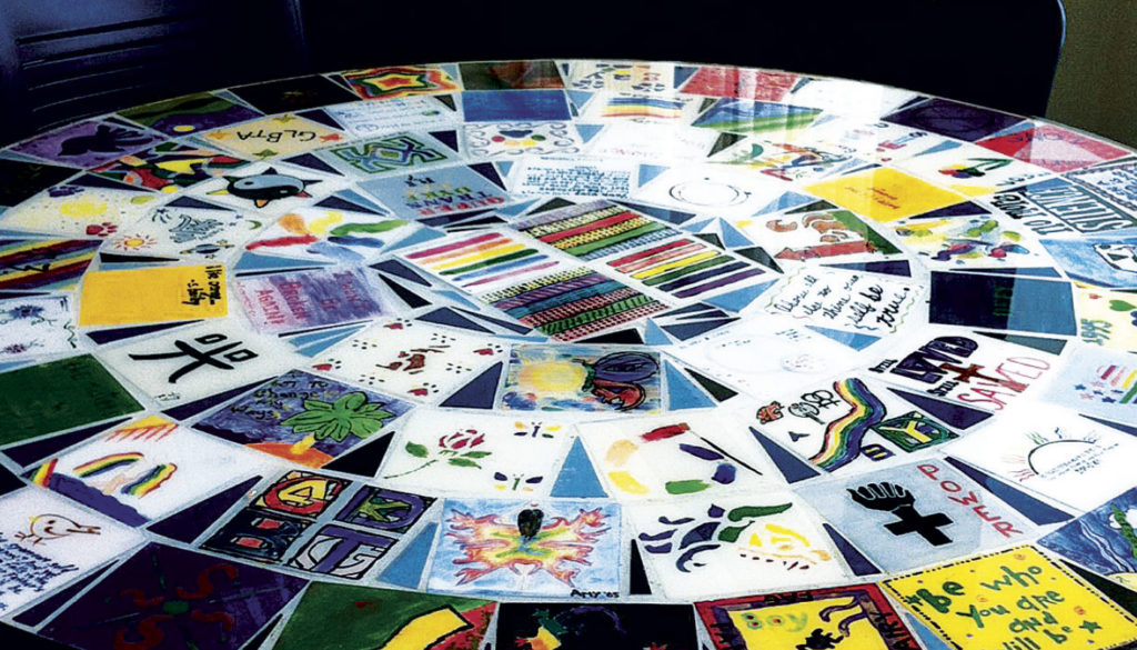 Cards placed in a circle