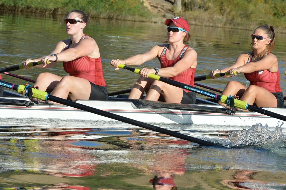 wsu women's rowing crew in action