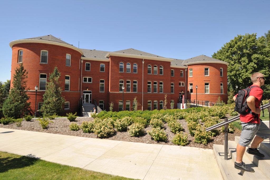 A photo of the Edward R. Murrow College of Communication building
