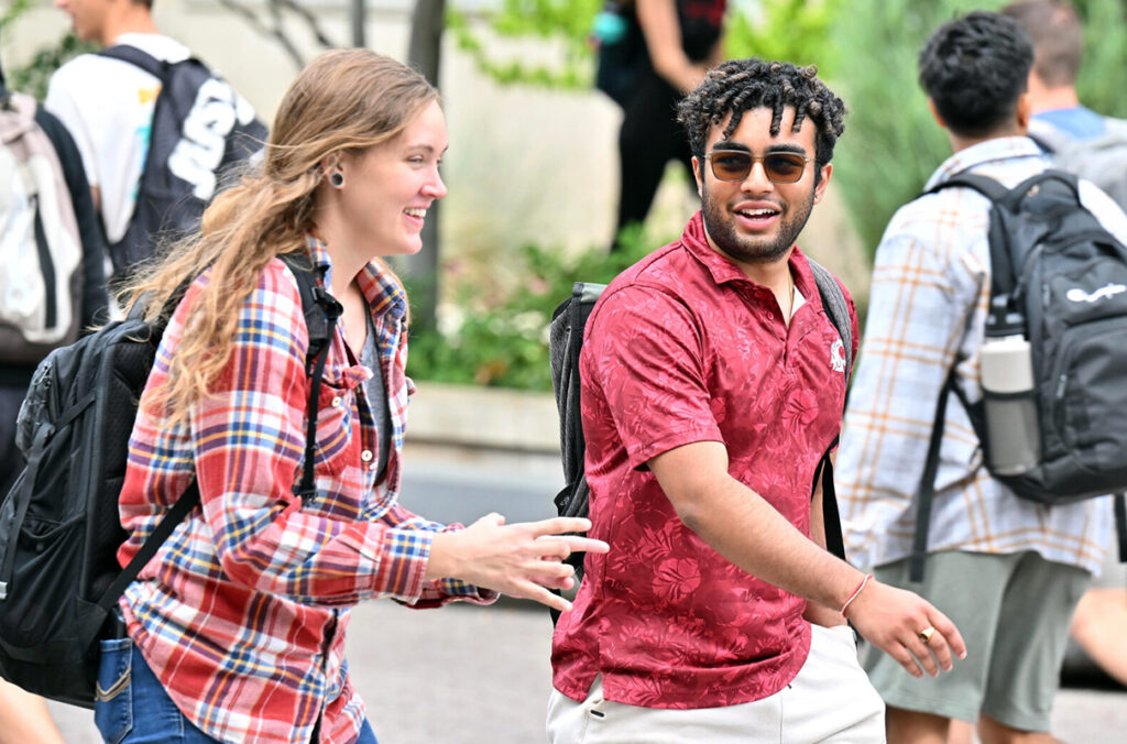 Students walking on the WSU Pullman campus.