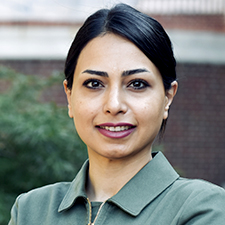 Closeup of Arezoo Zare.