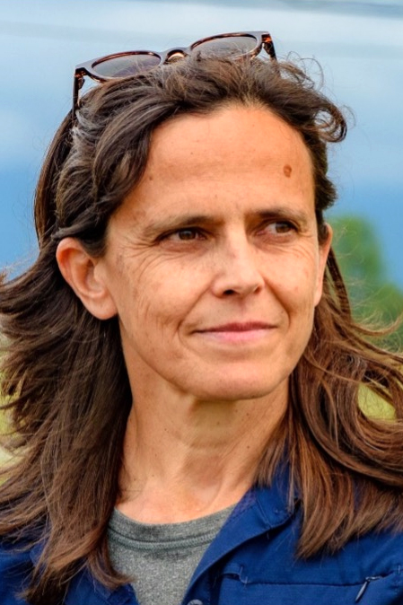 Closeup of Lindsey du Toit.