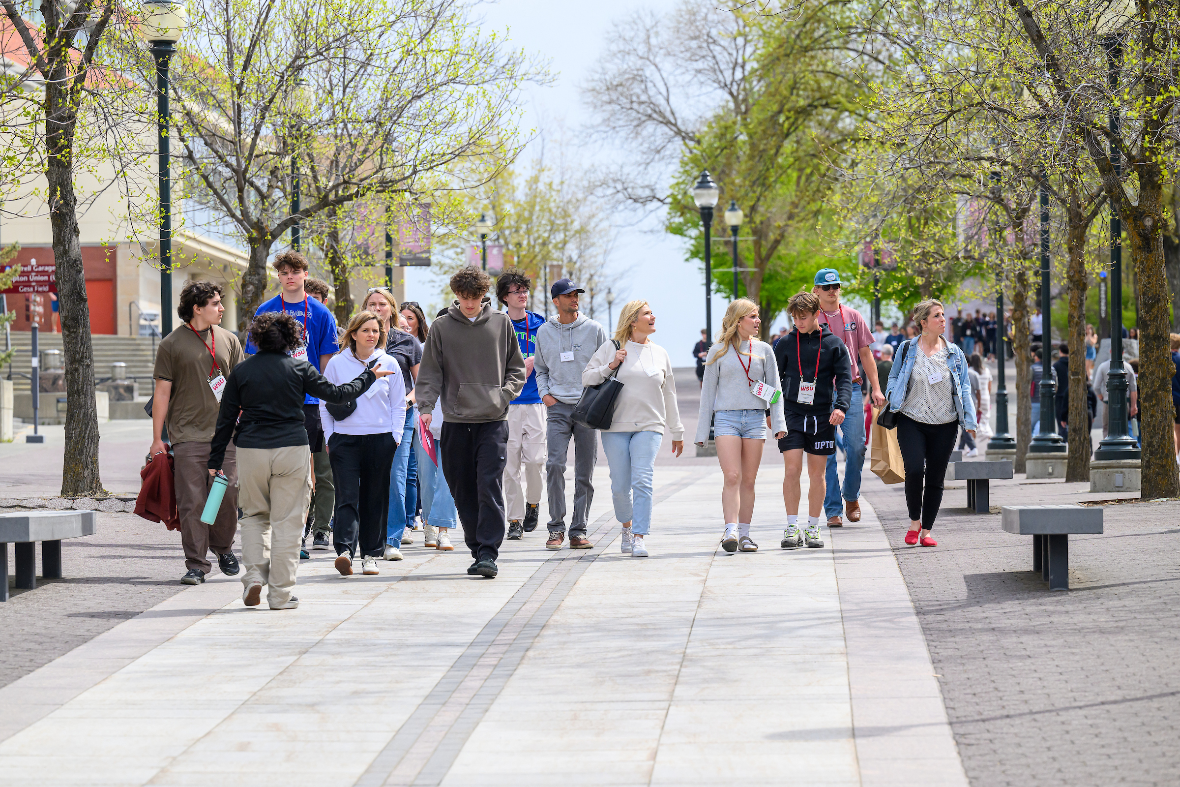 Prospective students touring the Pullman campus of Washington State University