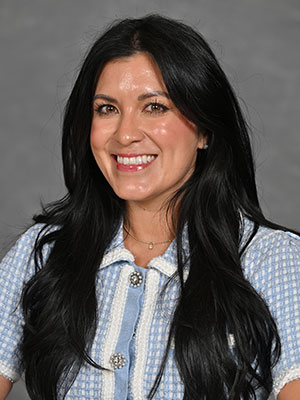 Headshot of Lindsey Brito.