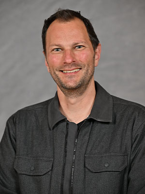 Headshot of Jason Burt.