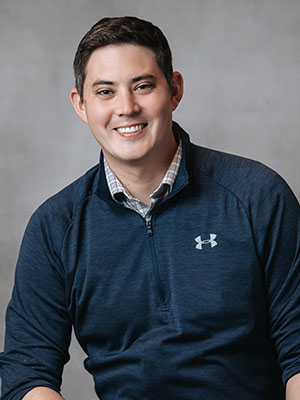 Headshot of Scott Hagihara.