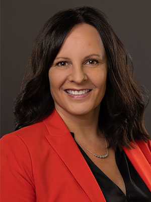 Headshot of Ann Swindell.