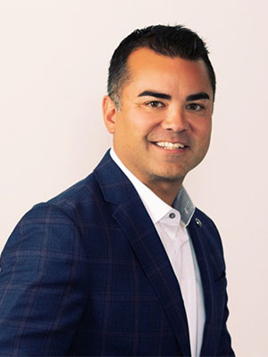 Headshot of Jeff Colby.