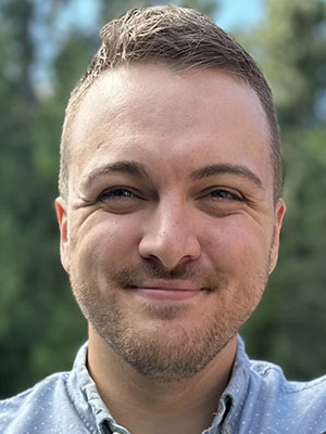 Headshot of Peter Collier.