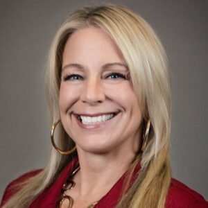 Headshot of Amy Tanska.