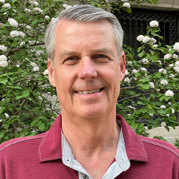 Headshot of Chris Anderson.