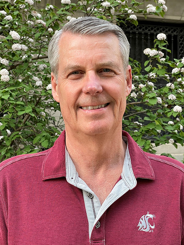 Headshot of Chris Anderson.