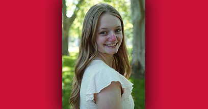 Headshot of Daisy Roberts.