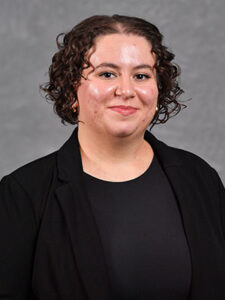 Headshot of Lydia Guenther.