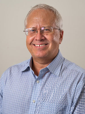 Headshot of Lance Stephens.