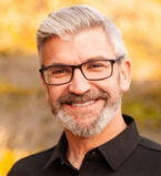 Headshot of Chris Cooney.