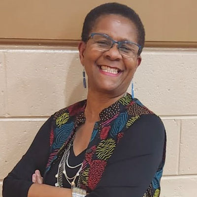 Headshot of Donna Paul.