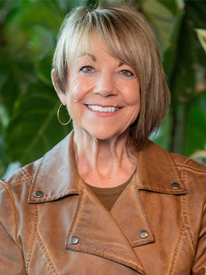 Headshot of Jolene DiSalvo.