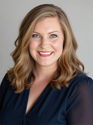 Headshot of Riley Eckert.