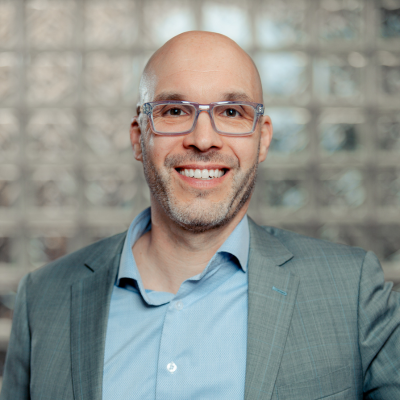 Headshot of Christoph Schneider.