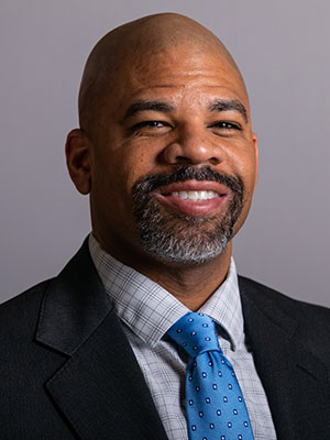 Headshot of Johnathan McKinney.