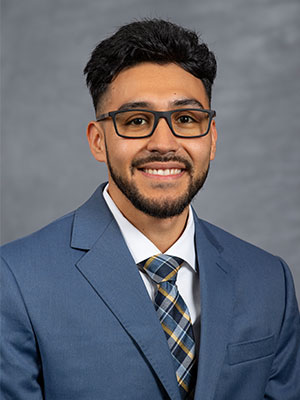 Headshot of Cesar Munguia.