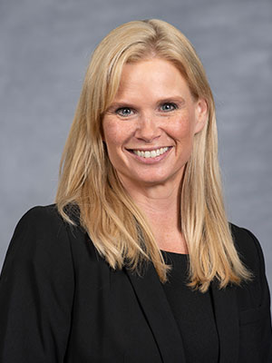 Headshot of Kayce Edwards.