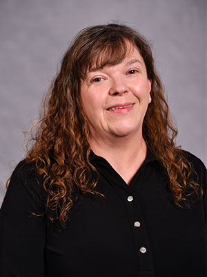 Headshot of Leah Wacker.