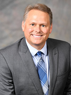 Headshot of Chuck Munson.