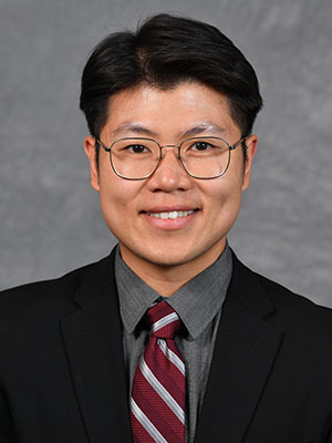 Headshot of Long Nguyen.