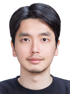 Headshot of Youngjin Kwon.